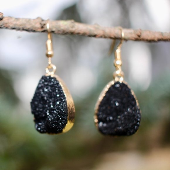 New 14K Gold Black Druzy Teardrop Dangle Earrings - Picture 12 of 13